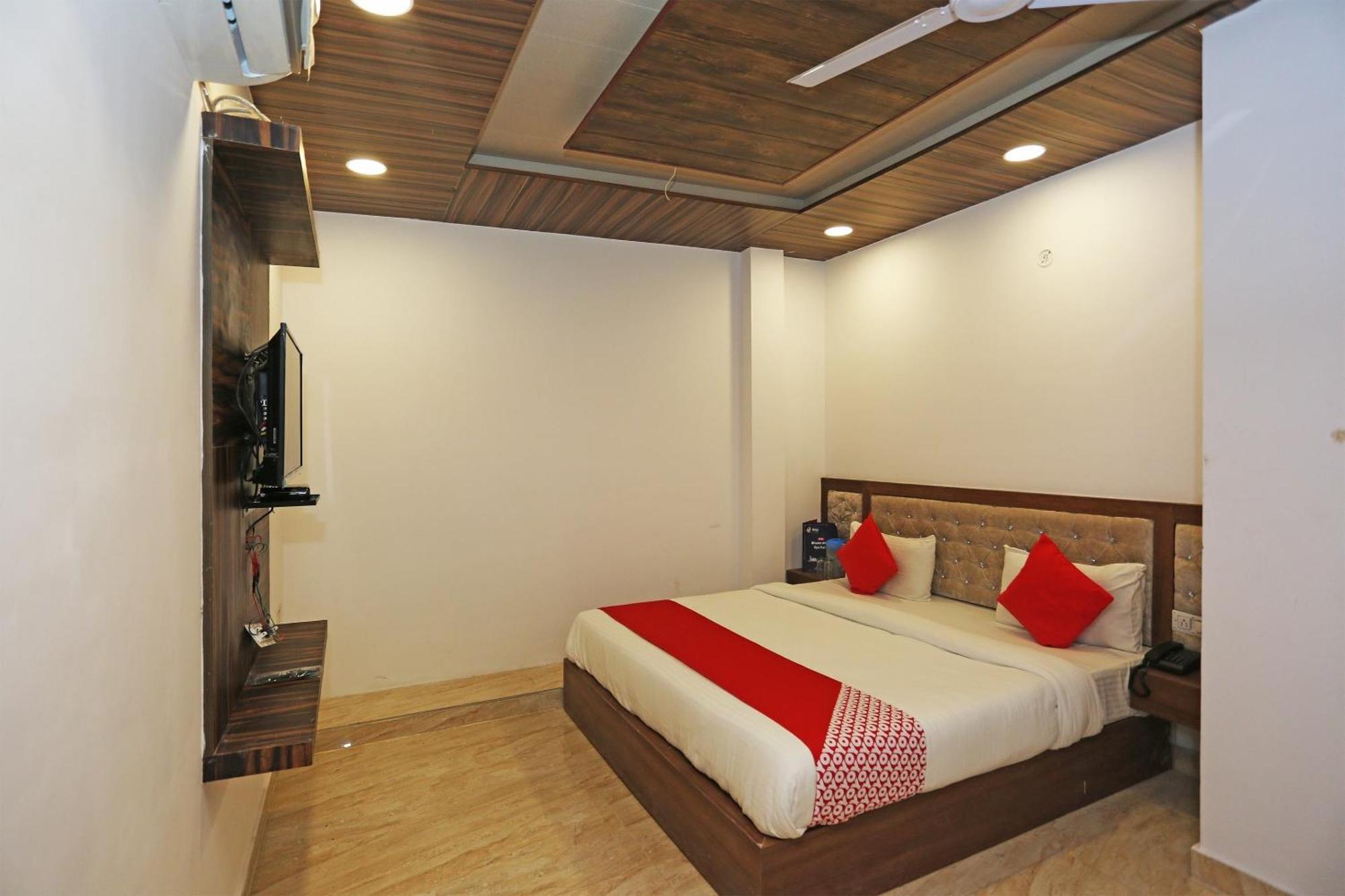 Hotel Rosewood Inn Rājpur Eksteriør billede